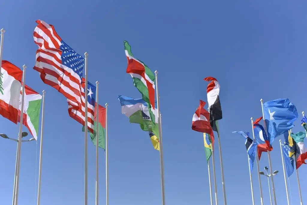 Embassies and Consulates - Flags