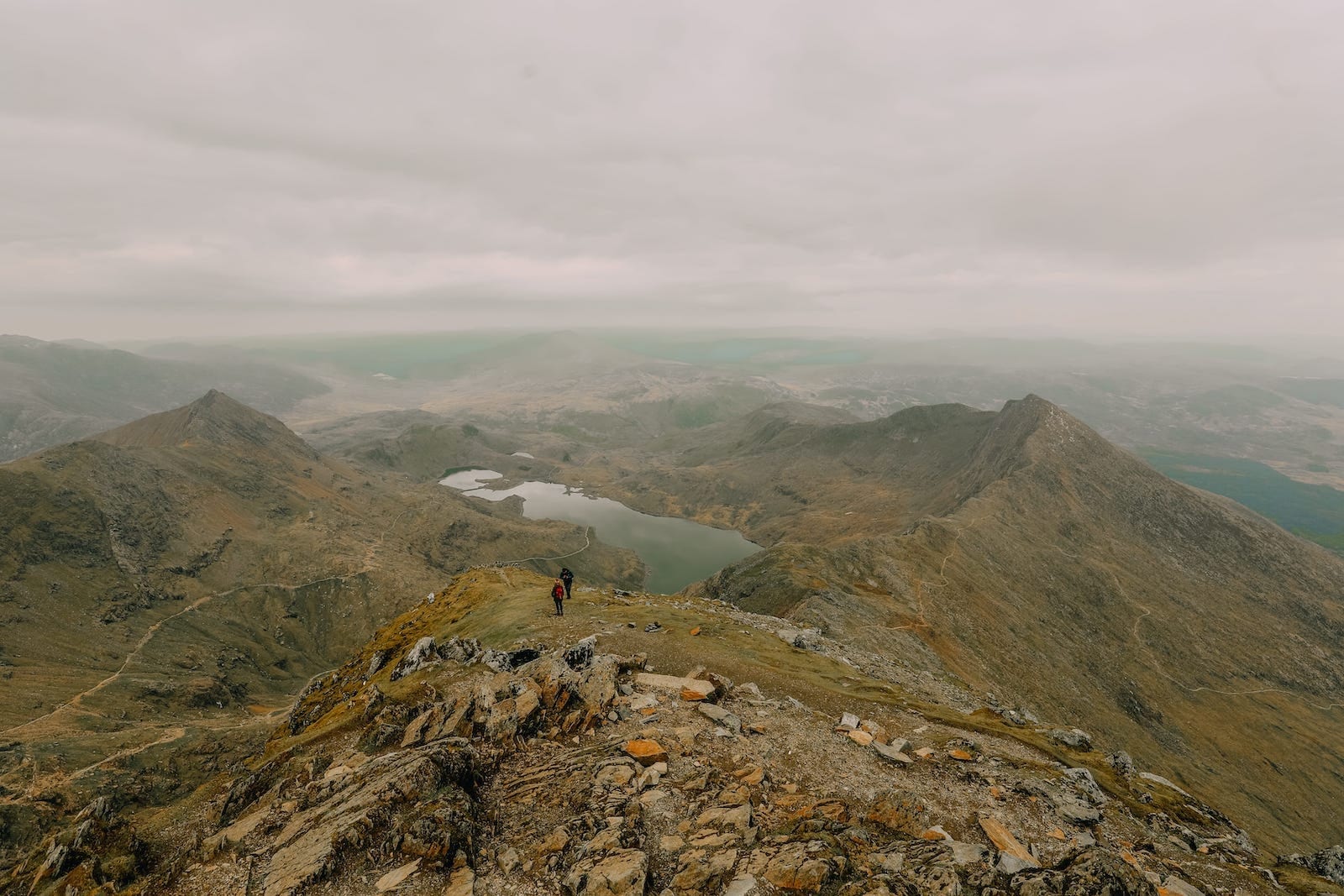 Yaya an Lloyd's Travel blogs called Hand Luggage Only, where they travel to the Scottish Highlands